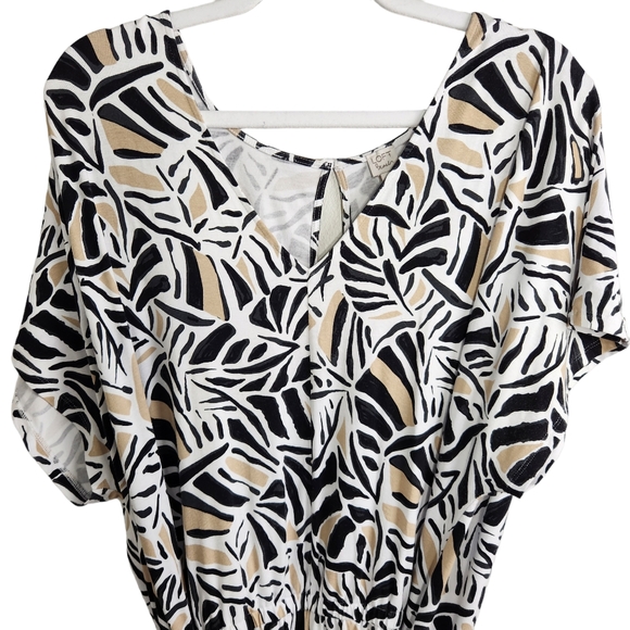 Loft Beach Romper Womens XL Black Beige White Flutter Sleeves Tie Belt vacay - Picture 3 of 15